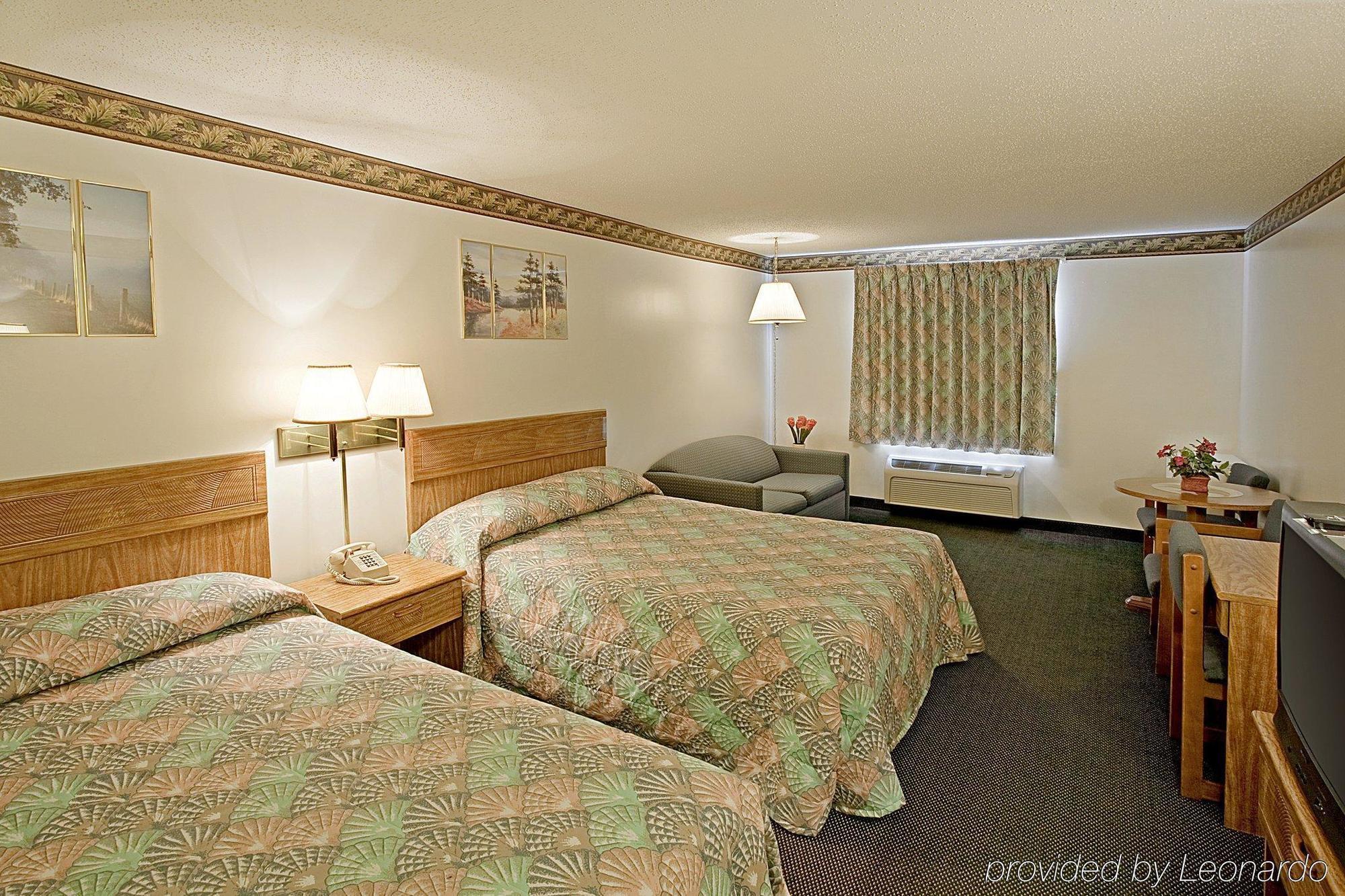 Americas Best Value Inn West Frankfort Ruang foto